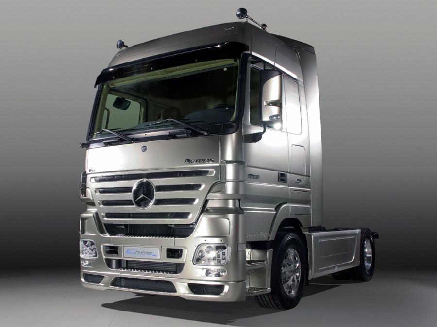  Mercedes-Benz Actros 1860 LS Cruiser Concept 2005 года  (фото 1 из 1)